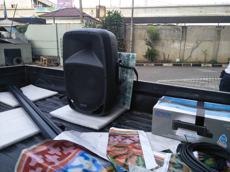 Sewa Speaker Portable di Medan Rental Sewa Sound System,TV, Proyektor